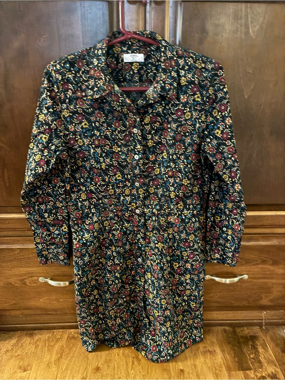 UNTUCKit Black Long-Sleeve Button-Front Dress with Red & Gold Floral Print